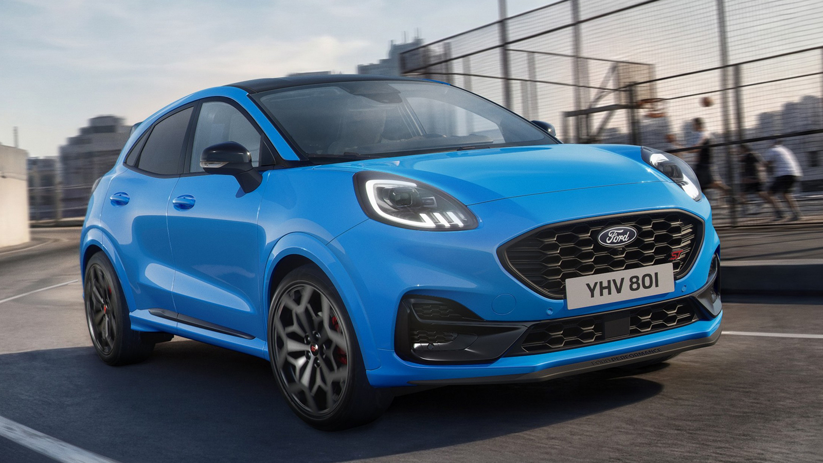 Ford: Οι τιμές της έκδοσης Black Edition για τα Puma Gen-E και Puma ST 